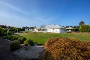 „Sylter Flair“ in Nordseenähe - Bungalow mit luxuriöser Ausstattung – Die vollständige Adresse der Immobilie erhältst du vom Anbieter., 25852 Bordelum – Vorschaubild 2