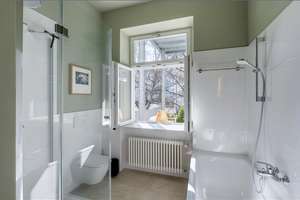 Möbliert: Wunderschön gestaltete Altbauwohnung im Herzen Haidhausens – Die vollständige Adresse der Immobilie erhältst du vom Anbieter., 81667 Haidhausen Nord, München – Vorschaubild 10