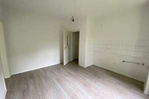Renovierte 2-Zimmer Wohnung mit großer Wohnküche in Zechensiedlung – Eisenstr. 12, 45327 Katernberg, Essen – Vorschaubild 3