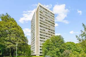Bogenhausen nahe Arabellapark: Gepflegte 2-Zimmer-Wohnung mit zwei Westloggien und Grünblick! – Die vollständige Adresse der Immobilie erhältst du vom Anbieter., 81925 Parkstadt, München – Vorschaubild 1
