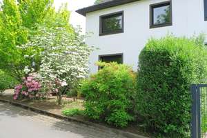 Vermietet! DHH (ca. 130 m² Wfl) mit Renovierungsbedarf und speziellem Grundriss in Kettwig – Am Muhrenberg 8, 45219 Kettwig, Essen – Vorschaubild 1