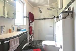 ++ GEPFLEGTES MEHRGENERATIONENHAUS ++ – Die vollständige Adresse der Immobilie erhältst du vom Anbieter., 42655 Gräfrath, Solingen – Vorschaubild 25