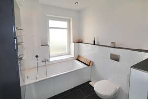 GROSSZÜGIGE ALTBAUWOHNUNG MIT AUFZUG - MIT BALKON & PARKETT - NÄHE OSTBAHNHOF & SPREE – Andreasstr. 64, 10243 Friedrichshain, Berlin – Vorschaubild 23