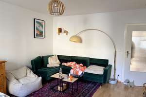 Helle 3-Zimmer-Wohnung mit Balkon und Blick ins Grüne im Herzen von Köln-Lindenthal