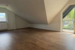 Sanierte 3-Zimmer Wohnung mit Balkon