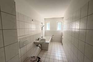 Ruhig gelegene 2 Zimmer Wohnung mit Balkon | EBK auf  Wunsch – Bernsdorfer Str. 183, 9126 Bernsdorf, Chemnitz – Vorschaubild 7