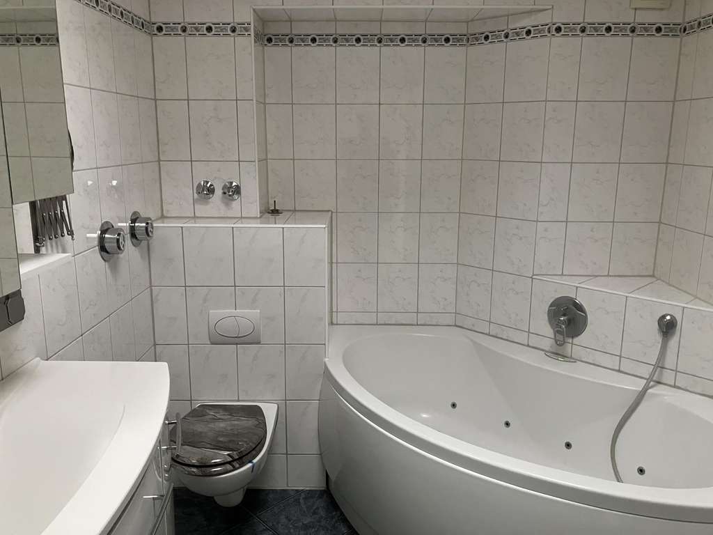 Immobilie in Flörsheim - Zwangsversteigerung – Wohnung in 65439 Flörsheim am Main 
Provisionsfrei für Erwerber - Attrakti - Bild 4