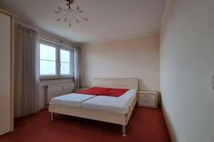 Möblierte Maisonette-Wohnung über den Dächern von Ingolstadt, (nähe Klinikum, Westpark) – Cusanusstraße 2, 85049 Friedrichshofen-Hollerstauden, Ingolstadt – Vorschaubild 9
