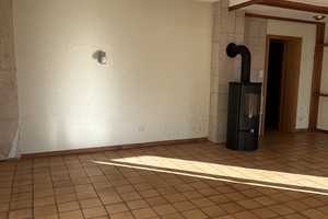 Bezugsfrei !!
Großes 3-Familienhaus (240 m²/9 Zimmer) mit Sonnengarten und Sonnenbalkon in TOP-Lage – Bonn – Vorschaubild 8