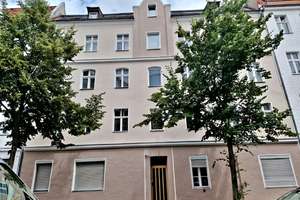 Wohnen mit Charakter: Drei-Zimmer-Altbau in Spandau