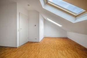 Lichtdurchflutete, charmante Dachgeschosswohnung
mit Südwest-Terrasse in sehr ruhiger und beliebter – Die vollständige Adresse der Immobilie erhältst du vom Anbieter., 52076 Kornelimünster, Aachen – Vorschaubild 11
