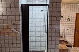 "Willkommen in Ihrem neuen Zuhause und Geschäftshaus mit grenzenlosen Möglichkeiten! - 209-23-Haus 1 – Die vollständige Adresse der Immobilie erhältst du vom Anbieter., 72636 Frickenhausen – Vorschaubild 24