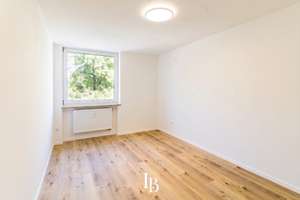 Modern wohnen in München: Renovierte 3-Zimmer-Wohnung mit Balkon, Küche & Aufzug – Die vollständige Adresse der Immobilie erhältst du vom Anbieter., 81927 Englschalking, München – Vorschaubild 6