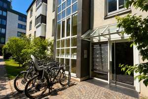 Helle 2-Zimmer-Wohnung mit großem Balkon zum ruhigen Innenhof in München-Ludwigsvorstadt – Die vollständige Adresse der Immobilie erhältst du vom Anbieter., 80336 Sankt Paul, München – Vorschaubild 2