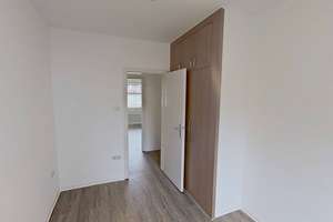 Geräumige 3-Zimmer-Erdgeschosswohnung mit BALKON – Lahrkampstraße 2, 33104 Schloß Neuhaus, Paderborn – Vorschaubild 8