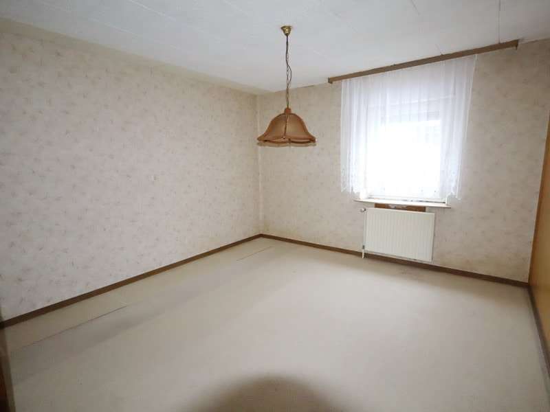 Immobilie in Brücken (Pfalz) - Geräumiges Haus mit idyllischem Grundstück  - Bild 2