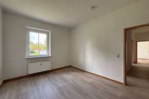 Praktischer Grundriss mit Balkon in der Gartenstadt – Carl-von-Basedow-Straße 2, 6237 Leuna – Vorschaubild 7