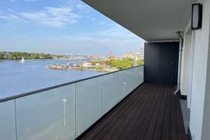 Exklusive 4-Raum-Wohnung in Rostock Hafen City