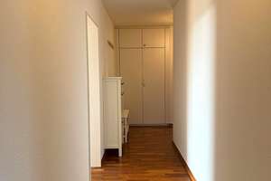 Helle 4,5 Zimmer-Penthaus-Wohnung miit Sonnenbalkon in Oberkassel/Lörick – Die vollständige Adresse der Immobilie erhältst du vom Anbieter., 40547 Lörick, Düsseldorf – Vorschaubild 22