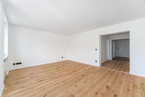 Für den Käufer provisionsfrei: Stilvoll renovierte 4,5 Zimmerwohnung mit zwei Balkonen! – Die vollständige Adresse der Immobilie erhältst du vom Anbieter., 81677 Parkstadt, München – Vorschaubild 6