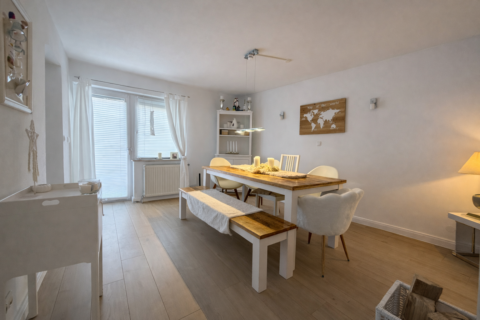 Immobilie in Grävenwiesbach - !! Raumwunder !! Modernisiertes RMH mit 6 Zimmern, Balkonen mit Blick, Garage und Garten - Bild 11