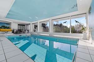 RESERVIERT: Exklusive Villa mit Schwimmbad, Sauna und atemberaubendem Blick – Die vollständige Adresse der Immobilie erhältst du vom Anbieter., 72766 Reutlingen-Mitte, Reutlingen – Vorschaubild 7