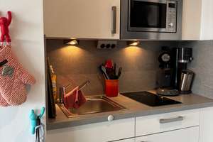 Schöne Studentenwohnung mit Balkon | Top-Lage! – Kumpfmühlerstraße 11, 93047 Westenviertel, Regensburg – Vorschaubild 3