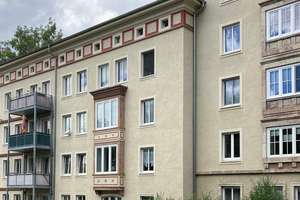 Schöne 2-Zimmer-Wohnung mit Balkon im Zentrum von Chemnitz – Clara-Zetkin-Straße 12, 9111 Zentrum, Chemnitz – Vorschaubild 2