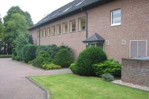 100 EURO Mietreduzierung bei Eigenrenovierung! Schöne 2,5 Raum-Dachgeschoss-Wohnung mit SW-Loggia – Heideweg  28, 44267 Dortmund – Vorschaubild 1