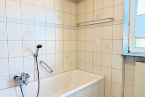 Attraktive 4,5-Zimmer-Wohnung mit Balkon, Aufzug und Tiefgaragenstellplatz – Die vollständige Adresse der Immobilie erhältst du vom Anbieter., 88326 Aulendorf – Vorschaubild 5