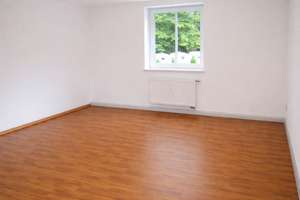 **KRIEGSHABER** Gepflegtes Mehrfamilienhaus mit 6 Wohneinheiten unweit der Uniklinik – Untere- Osterfeld- Straße 76, 86156 Kriegshaber, Augsburg – Vorschaubild 10