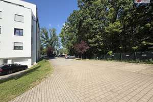 Modernes Wohnen in Bestlage: 3-Raum-Wohnung mit Balkon, Garage & Stellplatz in Chemnitz-Siegmar – Die vollständige Adresse der Immobilie erhältst du vom Anbieter., 9117 Siegmar, Chemnitz – Vorschaubild 3