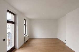 Erstbezug nach Sanierung: 2-Zimmer-Altbauwohnung mit Balkon, Aufzug & Einbauküche direkt am Dom – 39104 Altstadt, Magdeburg – Vorschaubild 4
