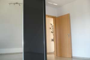 Geschmackvoll wohnen: 3-Zimmer-Wohnung mit EBK + Balkon + Garten – Schlesierstraße 20, 61267 Neu-Anspach – Vorschaubild 17