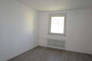 Reinkommen und Wohlfühlen: interessante 3-Zimmer-Wohnung mit Sonnenbalkon – Bodenweg 3, 44339 Eving (Ortsteil), Dortmund – Vorschaubild 3
