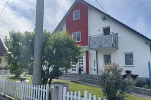 Freistehendes Familienhaus mit Doppelgarage auf 600 m² Grundstück in Stuttgart-Steinhaldenfeld – Im Feldle 33, 70379 Steinhaldenfeld, Stuttgart – Vorschaubild 2