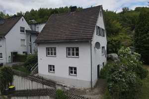 VR IMMO: Handwerkerhaus. Kleines Einfamilienhaus in ruhiger Lage von Werdohl. – Märkischer Kreis – Vorschaubild 2
