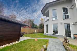 Luxuriöses Mehrfamilienhaus mit eigenem Pool - modernste Energieversorgung – Altenkirchen (Westerwald) (Kreis) – Vorschaubild 6