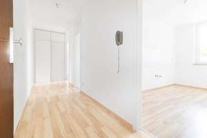 Für 2 Jahre zur Vermietung befristet! Möbel auf Anfrage - Attraktive Citywohnung mit Balkon, neue Fe – Die vollständige Adresse der Immobilie erhältst du vom Anbieter., 86153 Am Schäfflerbach, Augsburg – Vorschaubild 11