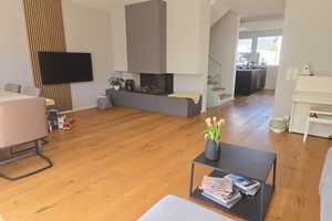 Luxuriöse , familienfreundliche Immobilie in Bestlage von Himmelgeist mit attraktiver Finanzierung! – Alte Stadtgrenze xx, 40589 Düsseldorf – Vorschaubild 1