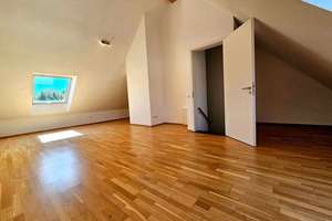 Modernes Wohnerlebnis auf vier Ebenen – Stilvolles Reihenendhaus in Trippstadt – Die vollständige Adresse der Immobilie erhältst du vom Anbieter., 67705 Trippstadt – Vorschaubild 8