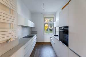 * RESERVIERT * EINZIGARTIGE VILLA IN SPITZENLAGE – HISTORISCHE ARCHITEKTUR MIT ZEITGEMÄSSEM KOMFORT – Erlangen – Vorschaubild 6