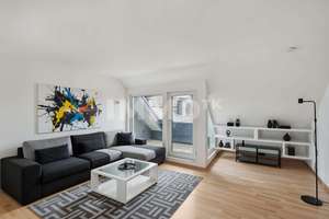 82 m² Wohlfühlwohnen: Moderne DG-Wohnung mit Einbauküche und Loggia