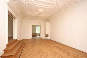 Rarität mit Garten und Kamin in unmittelbarer Nähe zur Alster – Die vollständige Adresse der Immobilie erhältst du vom Anbieter., 22087 Uhlenhorst, Hamburg – Vorschaubild 2