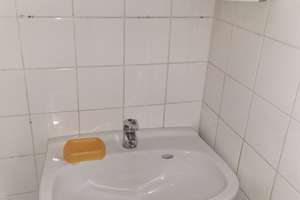 Schöne, helle Dachgeschoss-Wohnung – Die vollständige Adresse der Immobilie erhältst du vom Anbieter., 47829 Uerdingen, Krefeld – Vorschaubild 9