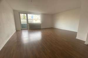 Große 3-Z-Whg mit optionalem Stellplatz oder Garage – direkt am Bahnhof Rothe – Kronprinzenstraße 11, 52066 Frankenberg, Aachen – Vorschaubild 2