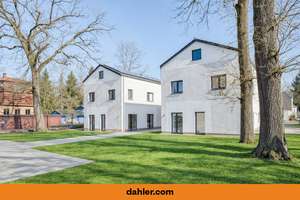 Ankommen und wohlfühlen: Modernes Familienhaus mit Garten und nachhaltiger Energie – Die vollständige Adresse der Immobilie erhältst du vom Anbieter., 14612 Falkensee – Vorschaubild 1