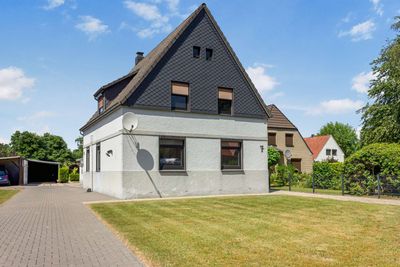 Familientraum im Grünen mit großzügigem Grundstück