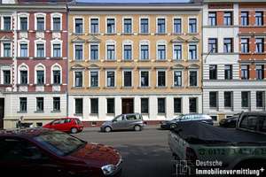 Erdgeschosswohnung mit Terrasse