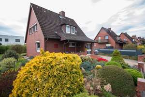 ***Bezugsfreies Haus mit Potenzial und perfekter Aufteilung für Familien*** – Die vollständige Adresse der Immobilie erhältst du vom Anbieter., 21680 Stade – Vorschaubild 2